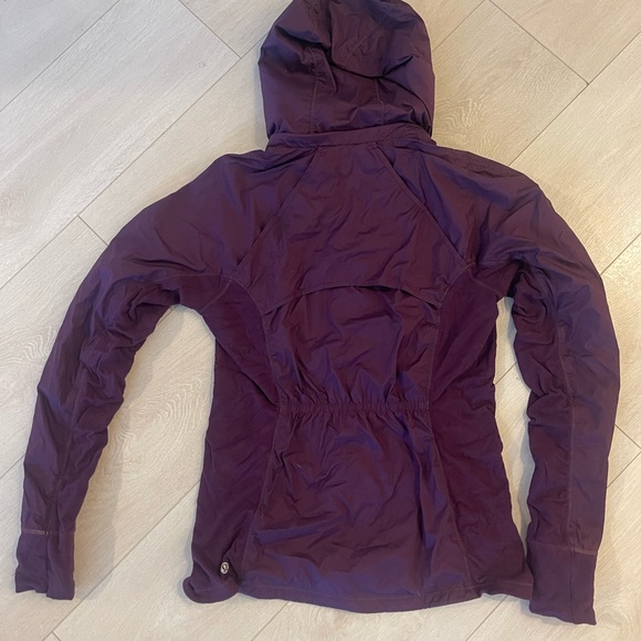 Purple lululemon jacket - Picture 2 of 3